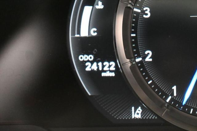 2024 Lexus ES 350 F SPORT Handling