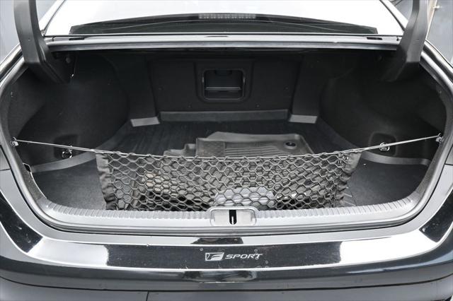 2024 Lexus ES 350 F SPORT Handling