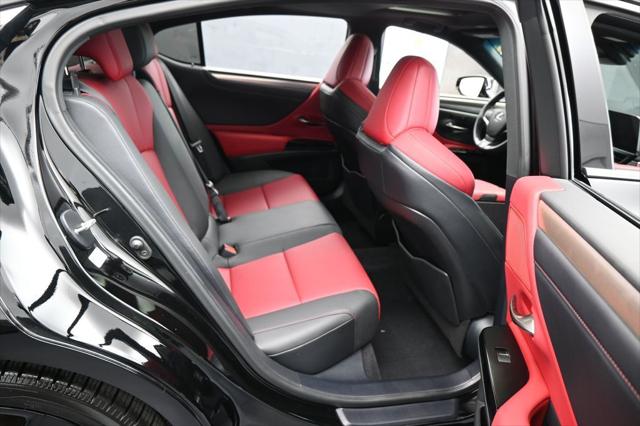 2024 Lexus ES 350 F SPORT Handling