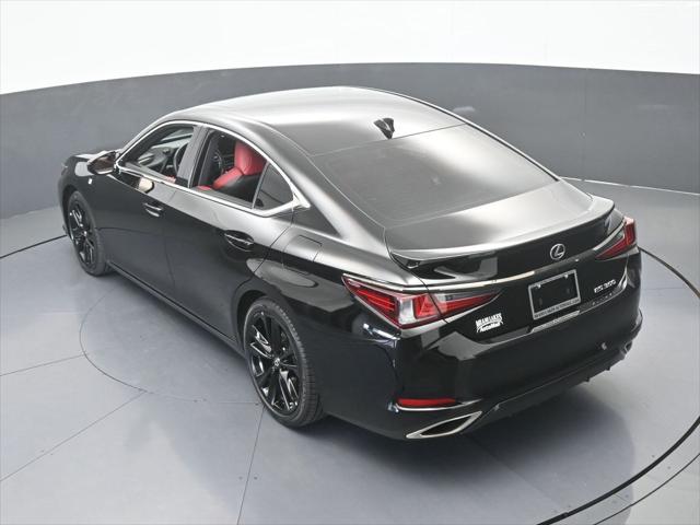 2024 Lexus ES 350 F SPORT Handling