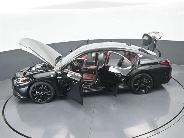 2024 Lexus ES 350 F SPORT Handling