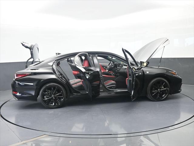 2024 Lexus ES 350 F SPORT Handling