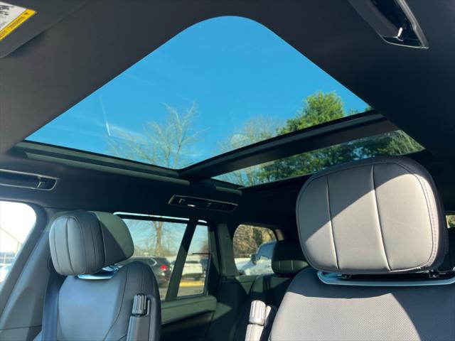 2025 Land Rover Range Rover P400 SE