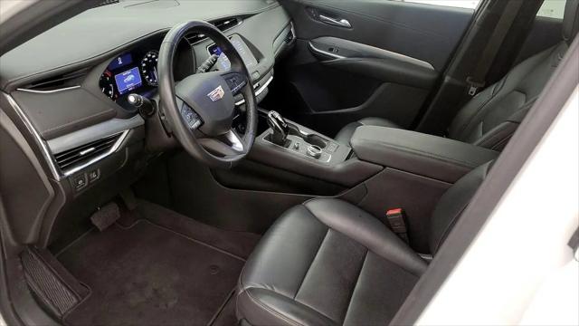 2020 Cadillac XT4 FWD Premium Luxury