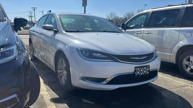 2015 Chrysler 200 Limited for sale in New Castle, IN