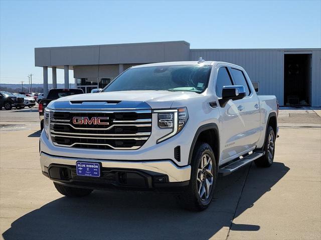 2023 GMC Sierra 1500 2WD Crew Cab Short Box SLT