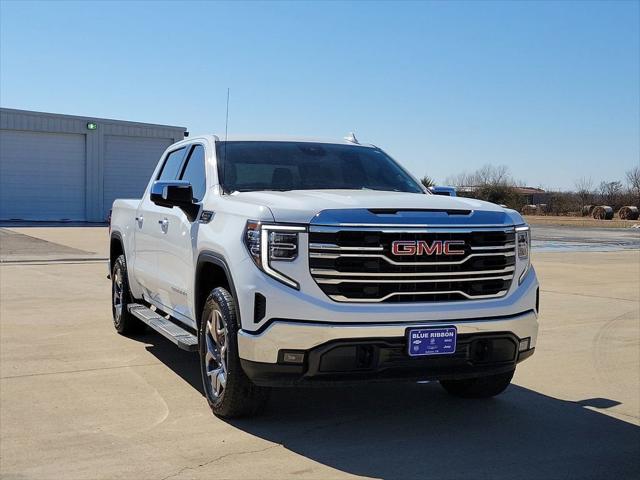 2023 GMC Sierra 1500 2WD Crew Cab Short Box SLT