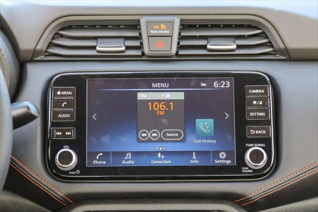 2025 Nissan Versa 1.6 SR