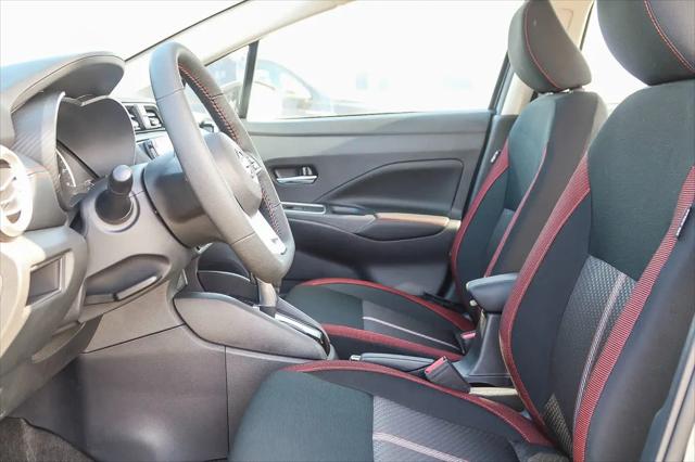 2025 Nissan Versa 1.6 SR