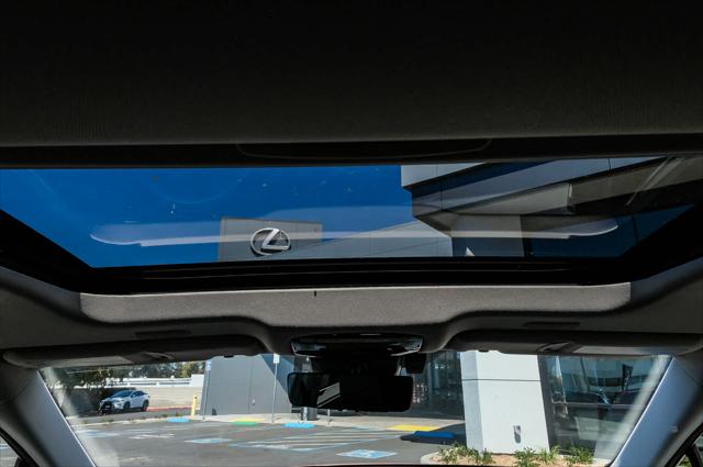 2025 Lexus NX 350h Premium