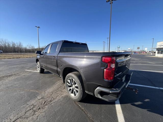 2022 Chevrolet Silverado 1500 4WD Crew Cab Standard Bed LT