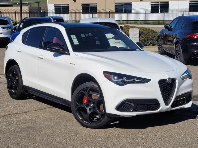2024 Alfa Romeo Stelvio STELVIO VELOCE AWD