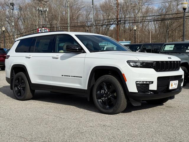 2025 Jeep Grand Cherokee GRAND CHEROKEE L LIMITED 4X4