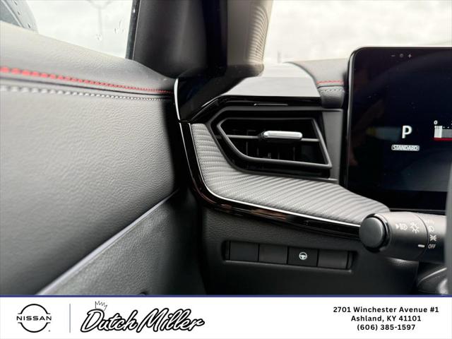 2025 Nissan Kicks SR Intelligent AWD