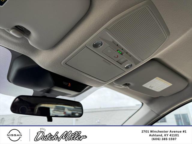 2025 Nissan Kicks SR Intelligent AWD