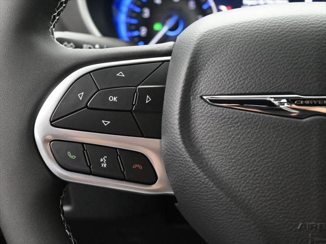 2025 Chrysler Pacifica PACIFICA SELECT