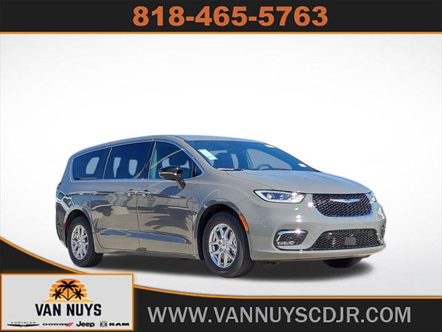 2025 Chrysler Pacifica PACIFICA SELECT