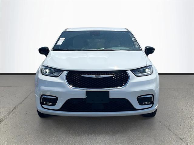 2025 Chrysler Pacifica PACIFICA SELECT