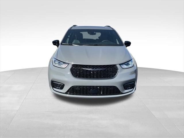 2025 Chrysler Pacifica PACIFICA LIMITED