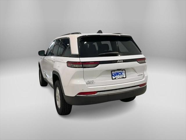 2025 Jeep Grand Cherokee GRAND CHEROKEE LAREDO 4X4