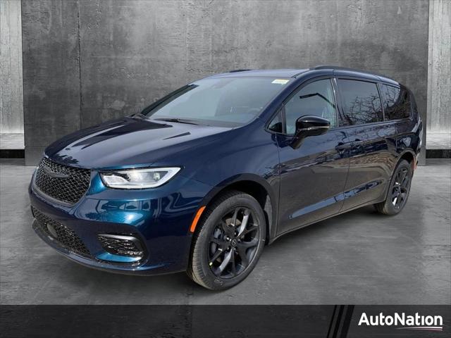 2025 Chrysler Pacifica PACIFICA LIMITED AWD