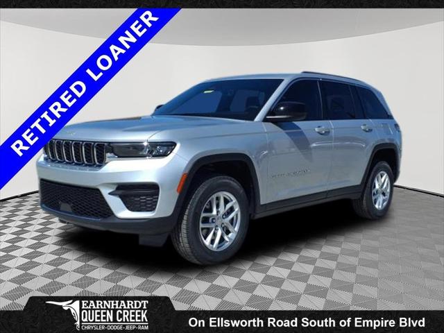 2025 Jeep Grand Cherokee GRAND CHEROKEE LAREDO X 4X2