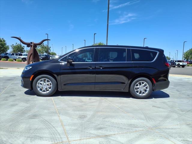 2025 Chrysler Pacifica PACIFICA SELECT