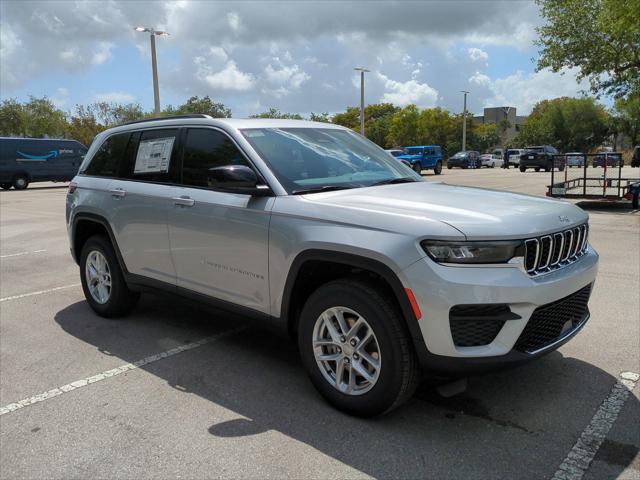 2025 Jeep Grand Cherokee GRAND CHEROKEE LAREDO X 4X2