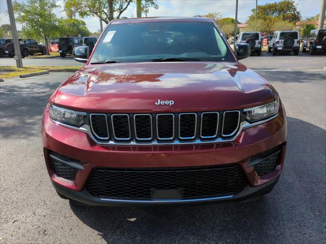 2025 Jeep Grand Cherokee GRAND CHEROKEE LAREDO X 4X2