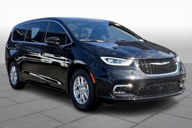 2025 Chrysler Pacifica PACIFICA SELECT