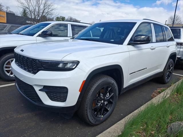 2025 Jeep Grand Cherokee GRAND CHEROKEE ALTITUDE 4X4