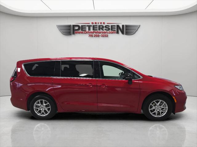 2025 Chrysler Pacifica PACIFICA SELECT