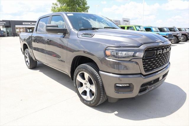 2025 RAM Ram 1500 RAM 1500 TRADESMAN CREW CAB 4X4 57 BOX