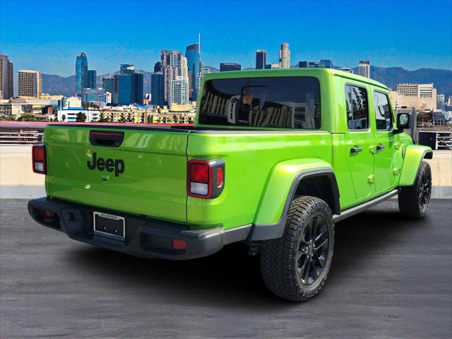 2025 Jeep Gladiator GLADIATOR NIGHTHAWK 4X4