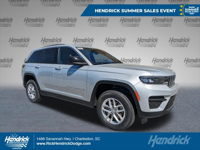 2025 Jeep Grand Cherokee GRAND CHEROKEE LAREDO X 4X2