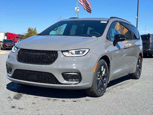 2025 Chrysler Pacifica PACIFICA LIMITED