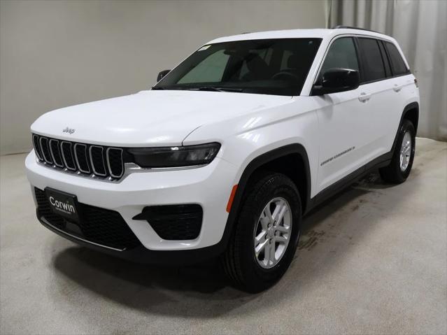 2025 Jeep Grand Cherokee GRAND CHEROKEE LAREDO 4X4