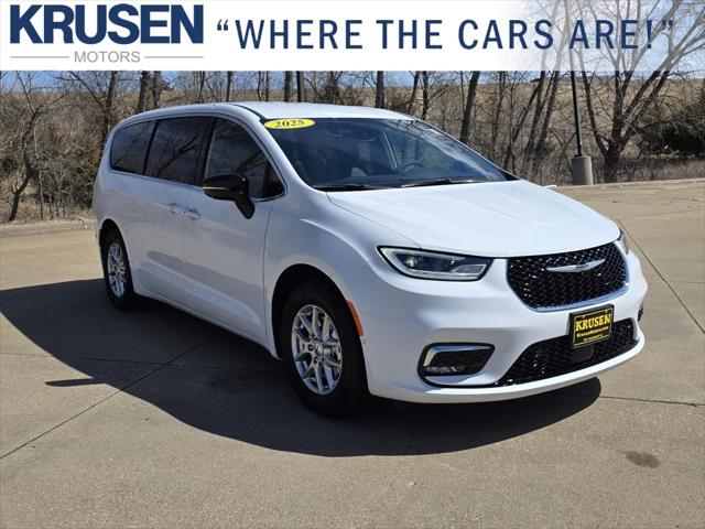 2025 Chrysler Pacifica PACIFICA SELECT