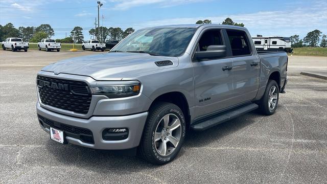 2025 RAM Ram 1500 RAM 1500 TRADESMAN CREW CAB 4X2 57 BOX