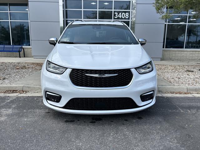 2025 Chrysler Pacifica PACIFICA PINNACLE