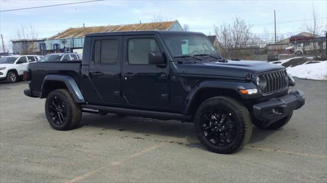 2025 Jeep Gladiator GLADIATOR NIGHTHAWK 4X4