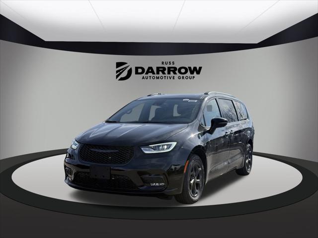 2025 Chrysler Pacifica Hybrid PACIFICA PLUG-IN HYBRID S APPEARANCE