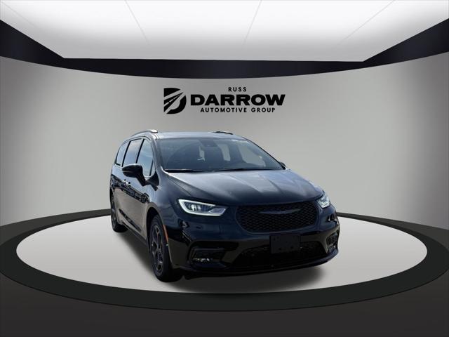 2025 Chrysler Pacifica Hybrid PACIFICA PLUG-IN HYBRID S APPEARANCE