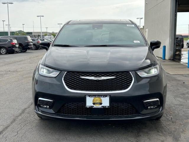 2025 Chrysler Pacifica PACIFICA SELECT