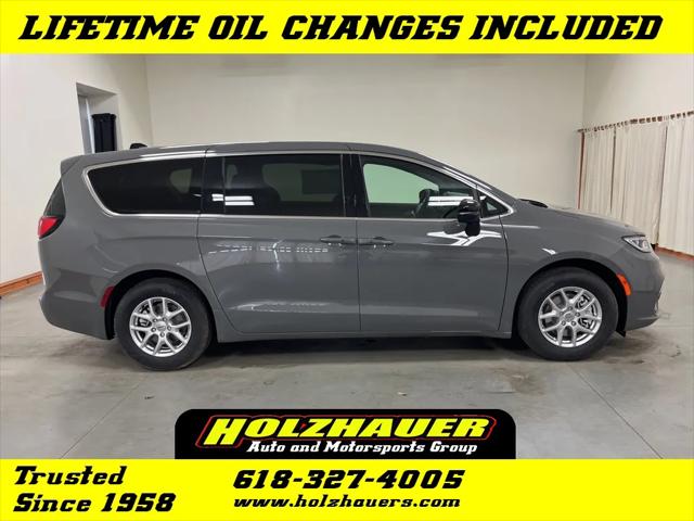 2025 Chrysler Pacifica PACIFICA SELECT