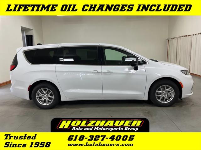 2025 Chrysler Pacifica PACIFICA SELECT