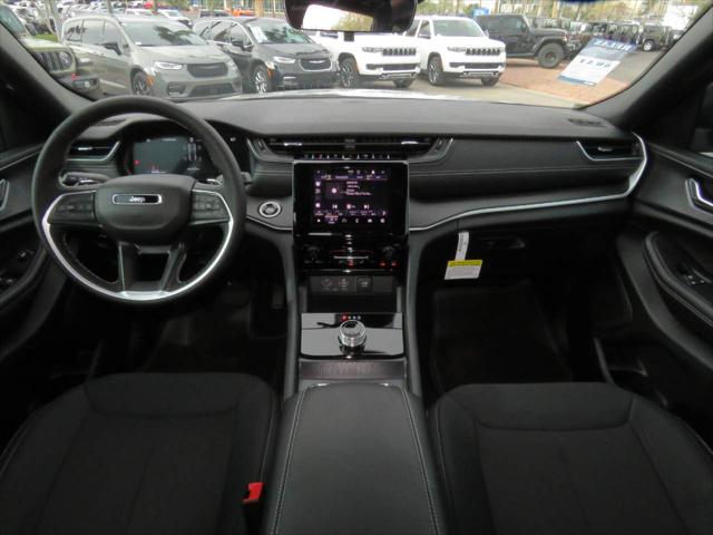 2025 Jeep Grand Cherokee GRAND CHEROKEE LAREDO X 4X4 2025 Jeep Grand Cherokee GRAND CHEROKEE LAREDO X 4X4