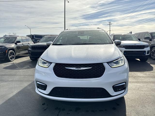 2025 Chrysler Pacifica PACIFICA PINNACLE