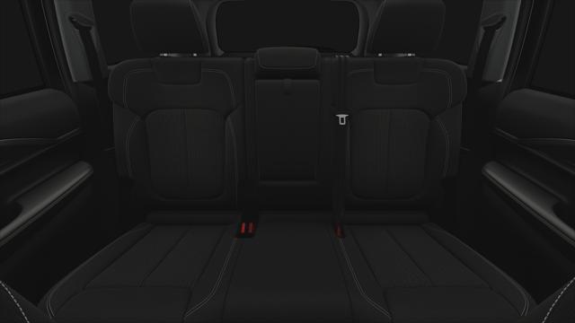 2025 Jeep Grand Cherokee GRAND CHEROKEE LAREDO 4X4