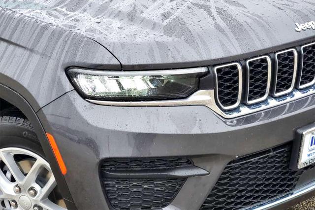 2025 Jeep Grand Cherokee GRAND CHEROKEE LAREDO X 4X2